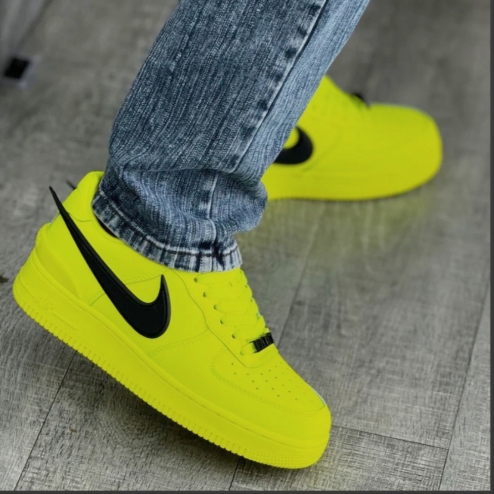 Nike 9.5 Air Force 1 x Ambush Neon Green Sneakers NEW